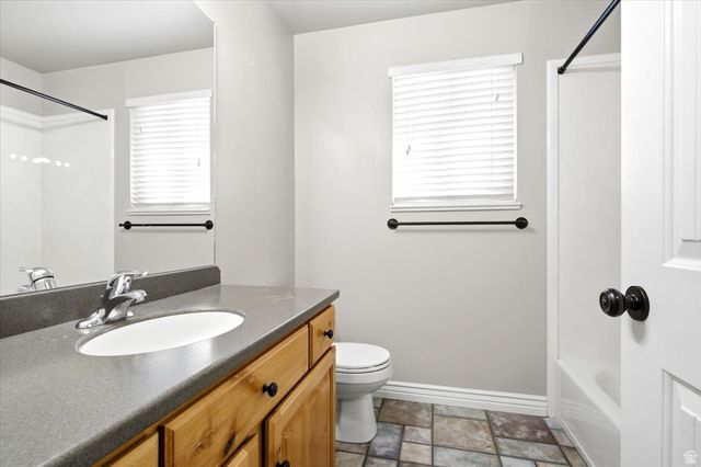 2537 S ELM GROVE DR, Perry, UT 84302