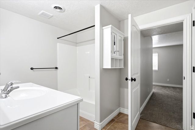 2537 S ELM GROVE DR, Perry, UT 84302