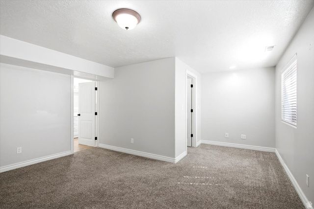 2537 S ELM GROVE DR, Perry, UT 84302