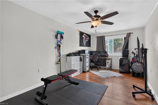 905 Kings Arms DR, Virginia Beach, VA 23452