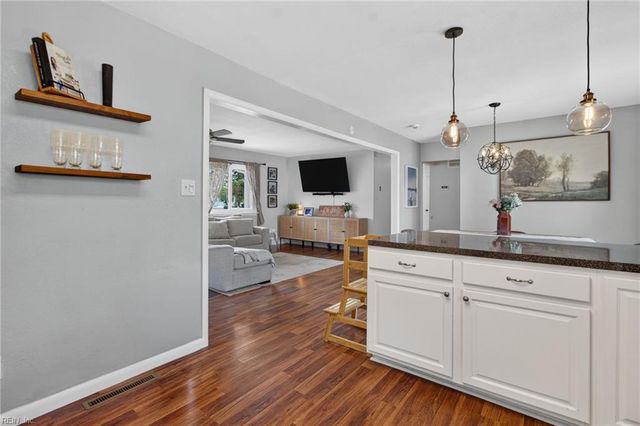 905 Kings Arms DR, Virginia Beach, VA 23452