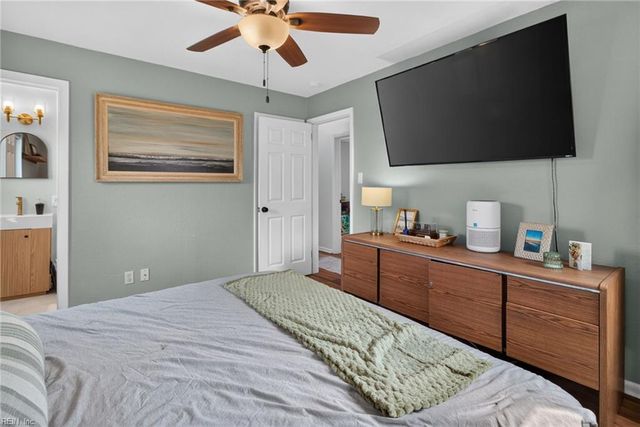905 Kings Arms DR, Virginia Beach, VA 23452