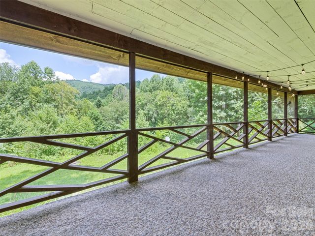 247 Three Springs Drive, Sylva, NC 28779