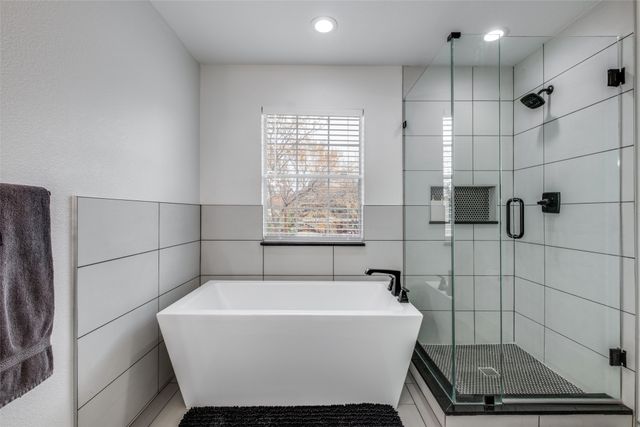 700 Martinique Avenue, Dallas, TX 75223