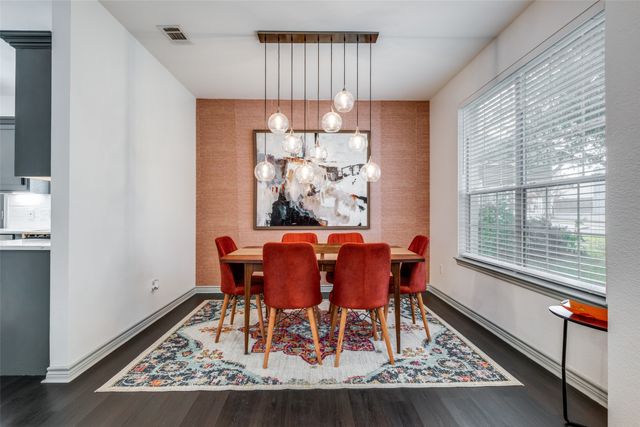 700 Martinique Avenue, Dallas, TX 75223