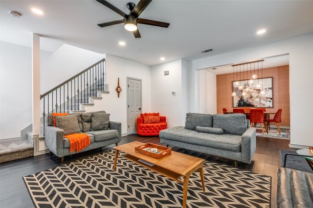 700 Martinique Avenue, Dallas, TX 75223