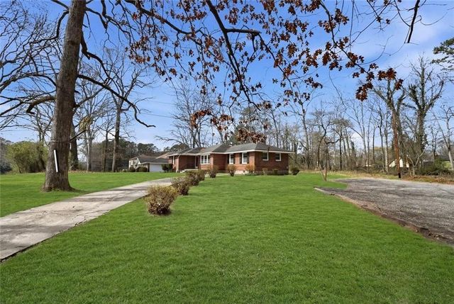 5205 5 Forks Trickum Road, Lilburn, GA 30047