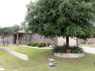 834 Salado Creek LN, Georgetown, TX 78633