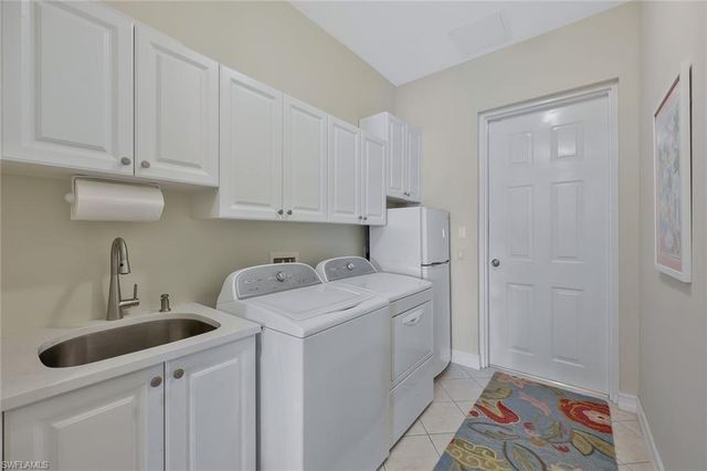 5012 Maxwell CIR 1-101, Naples, FL 34105