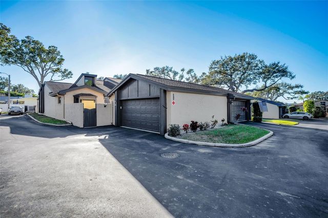 13300 INDIAN ROCKS ROAD 101, Largo, FL 33774