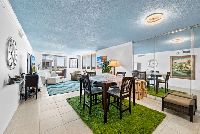 3100 NE 49 Street Street NE 1110, Fort Lauderdale, FL 33308