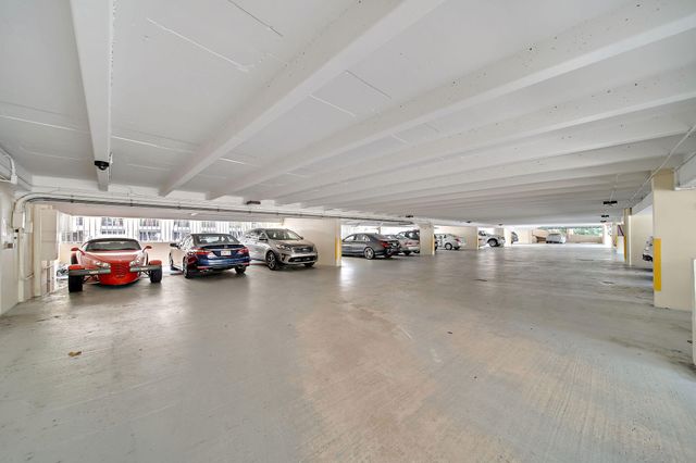 3100 NE 49 Street Street NE 1110, Fort Lauderdale, FL 33308