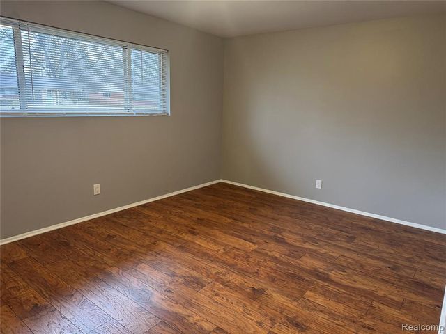 2559 Depew Drive, West Bloomfield, MI 48324