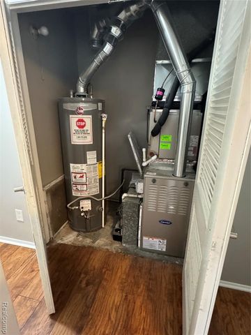 2559 Depew Drive, West Bloomfield, MI 48324