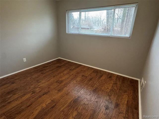 2559 Depew Drive, West Bloomfield, MI 48324