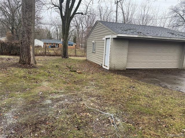 2559 Depew Drive, West Bloomfield, MI 48324