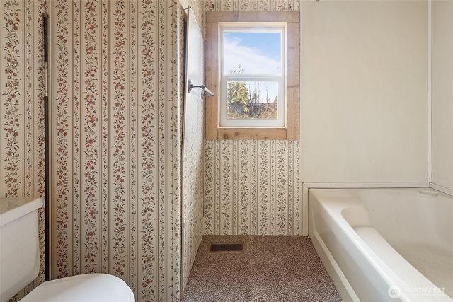 107 3 Frostyrose Lane, Glenoma, WA 98336