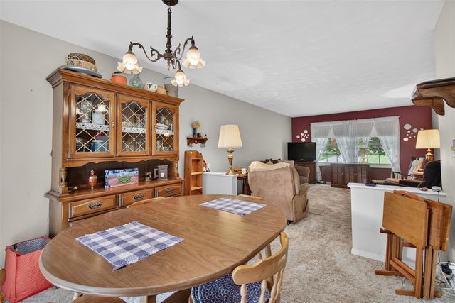 611 Charleston Road, Lansing, MI 48917