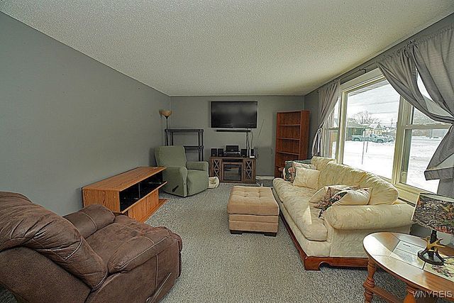 43 Barone Circle, Cheektowaga, NY 14225