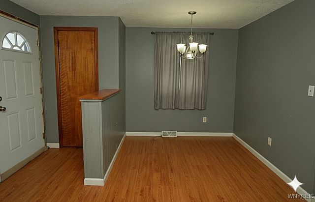 43 Barone Circle, Cheektowaga, NY 14225