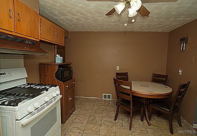 43 Barone Circle, Cheektowaga, NY 14225