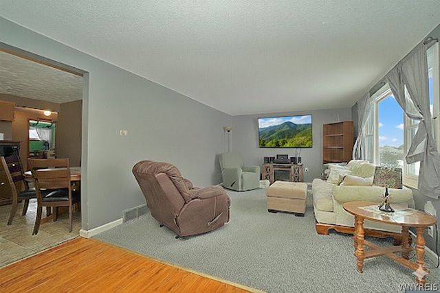 43 Barone Circle, Cheektowaga, NY 14225