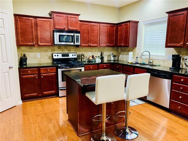4471 Rosegate Drive, Snellville, GA 30039