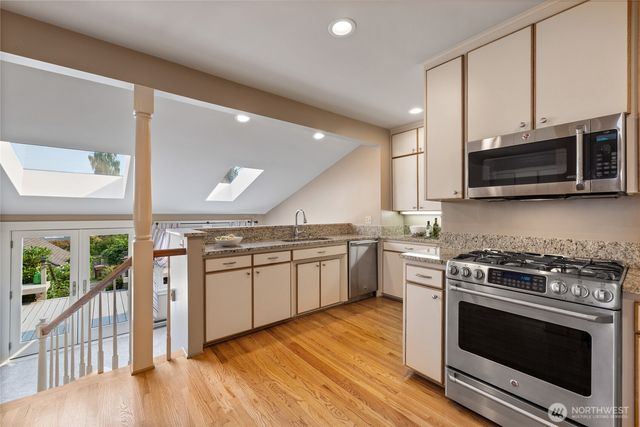 709 N C Street, Tacoma, WA 98403