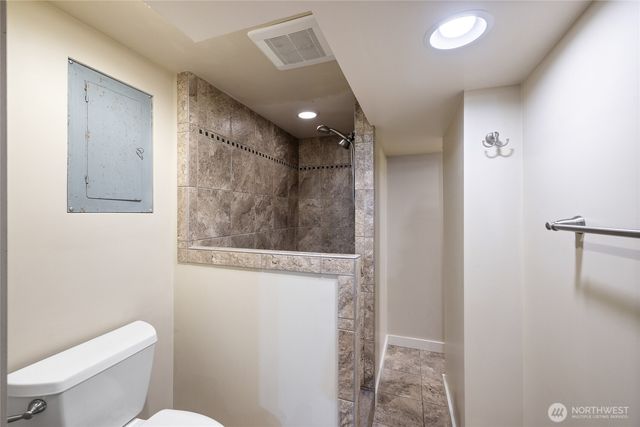 709 N C Street, Tacoma, WA 98403