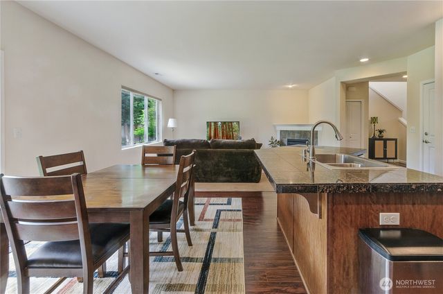 7905 152nd St Ct E, Puyallup, WA 98375