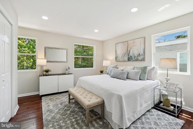 4224 SOUTHERN AVE SE, Washington, DC 20019