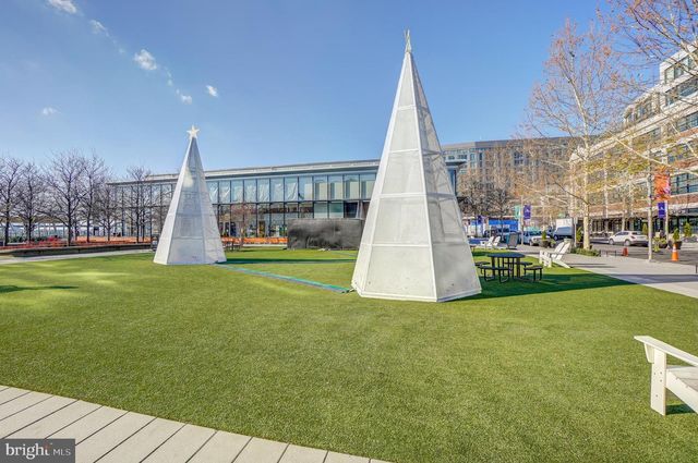 4224 SOUTHERN AVE SE, Washington, DC 20019