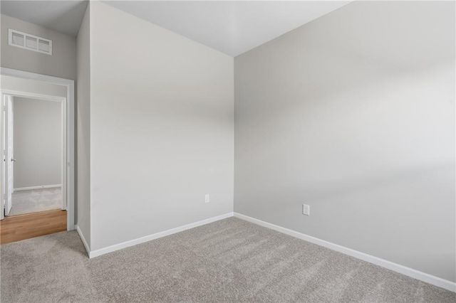 468 Valley View Drive, Tonganoxie, KS 66086