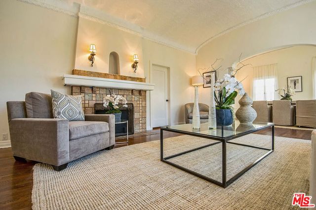 239 S Orange Drive L, Los Angeles, CA 90036