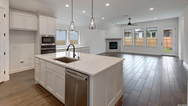 105 Brown Swiss Ridge, Boerne, TX 78006