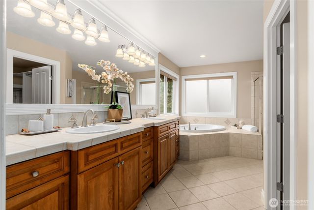 5899 153rd Avenue SE, Bellevue, WA 98006