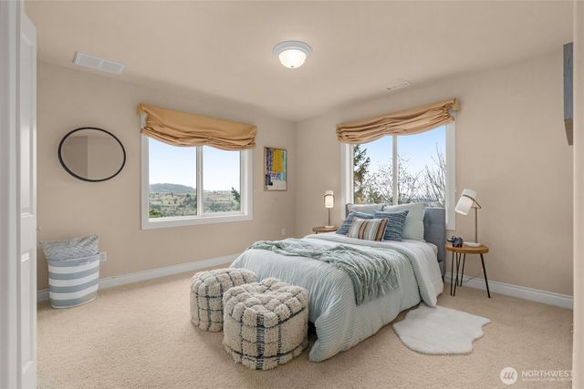 5899 153rd Avenue SE, Bellevue, WA 98006