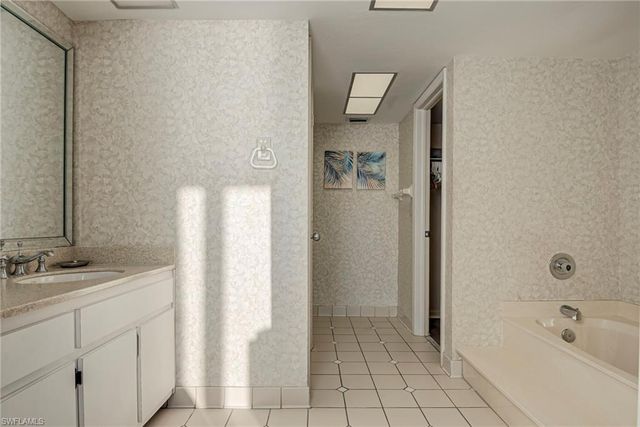 17080 Harbour Point DR # 1116, Fort Myers, FL 33908