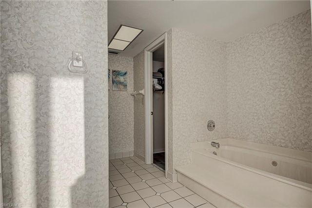 17080 Harbour Point DR # 1116, Fort Myers, FL 33908