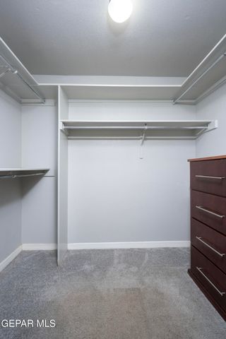 1045 MAXIMO Street, El Paso, TX 79932