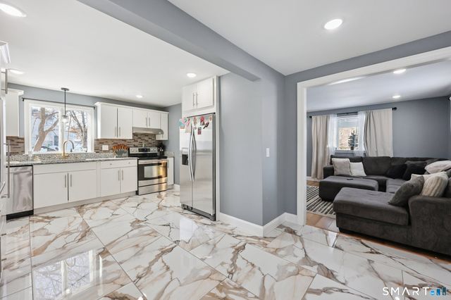30 Elm Street, Rocky Hill, CT 06067
