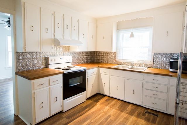 222 Capitol View Dr, Nashville, TN 37207