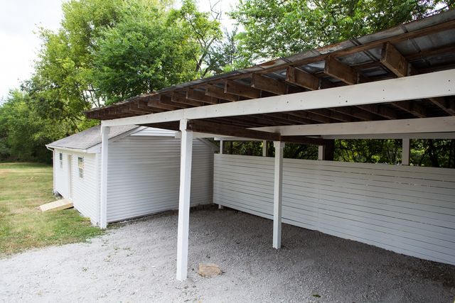 222 Capitol View Dr, Nashville, TN 37207