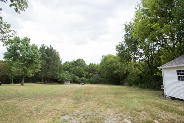 222 Capitol View Dr, Nashville, TN 37207