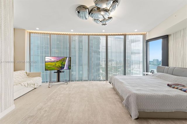 18555 Collins Avenue 2201, Sunny Isles Beach, FL 33160
