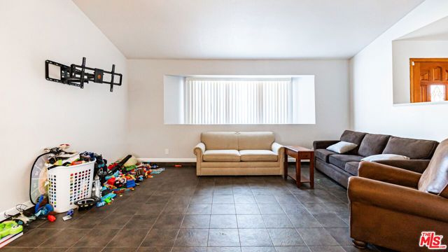 26665 Lakeview Drive, Helendale, CA 92342