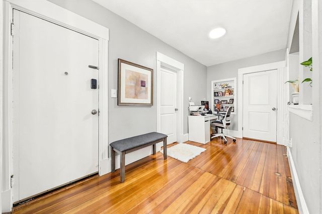 32 Irwin St, Winthrop, MA 02152