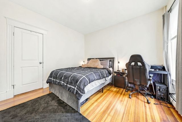 32 Irwin St, Winthrop, MA 02152