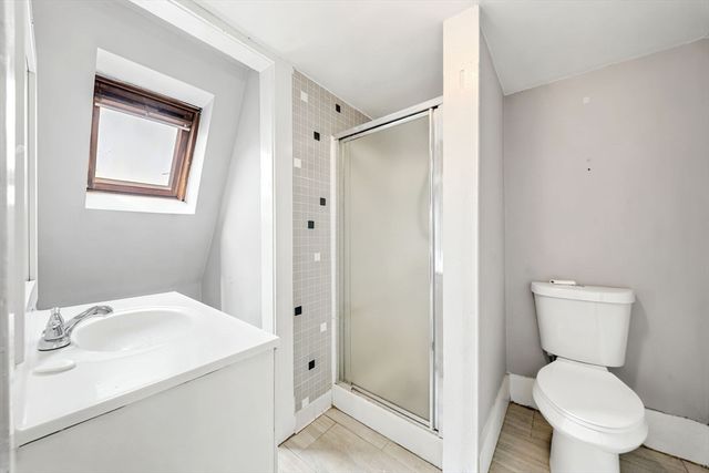 32 Irwin St, Winthrop, MA 02152