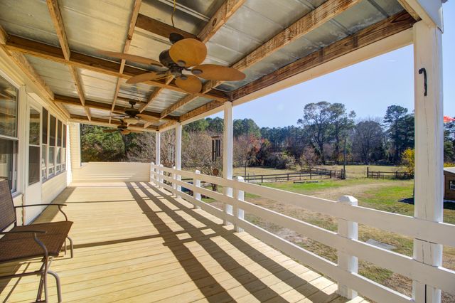 274 Campbell Road, Ridgeville, SC 29472